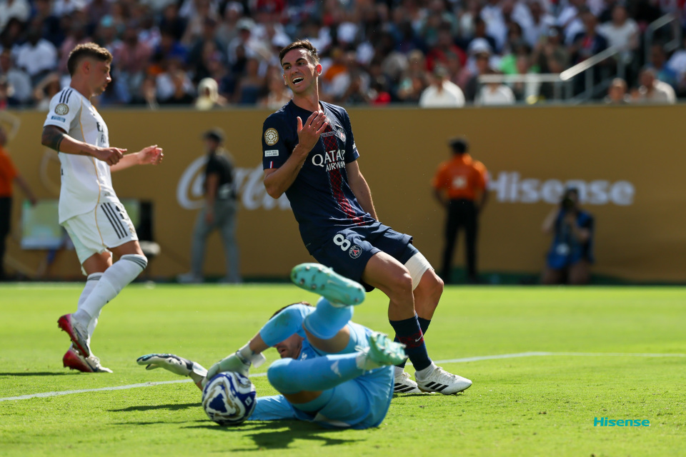 巴黎圣日耳曼关键一役惨遭绝杀，球迷难掩失望，出来决定帖子.的简单介绍