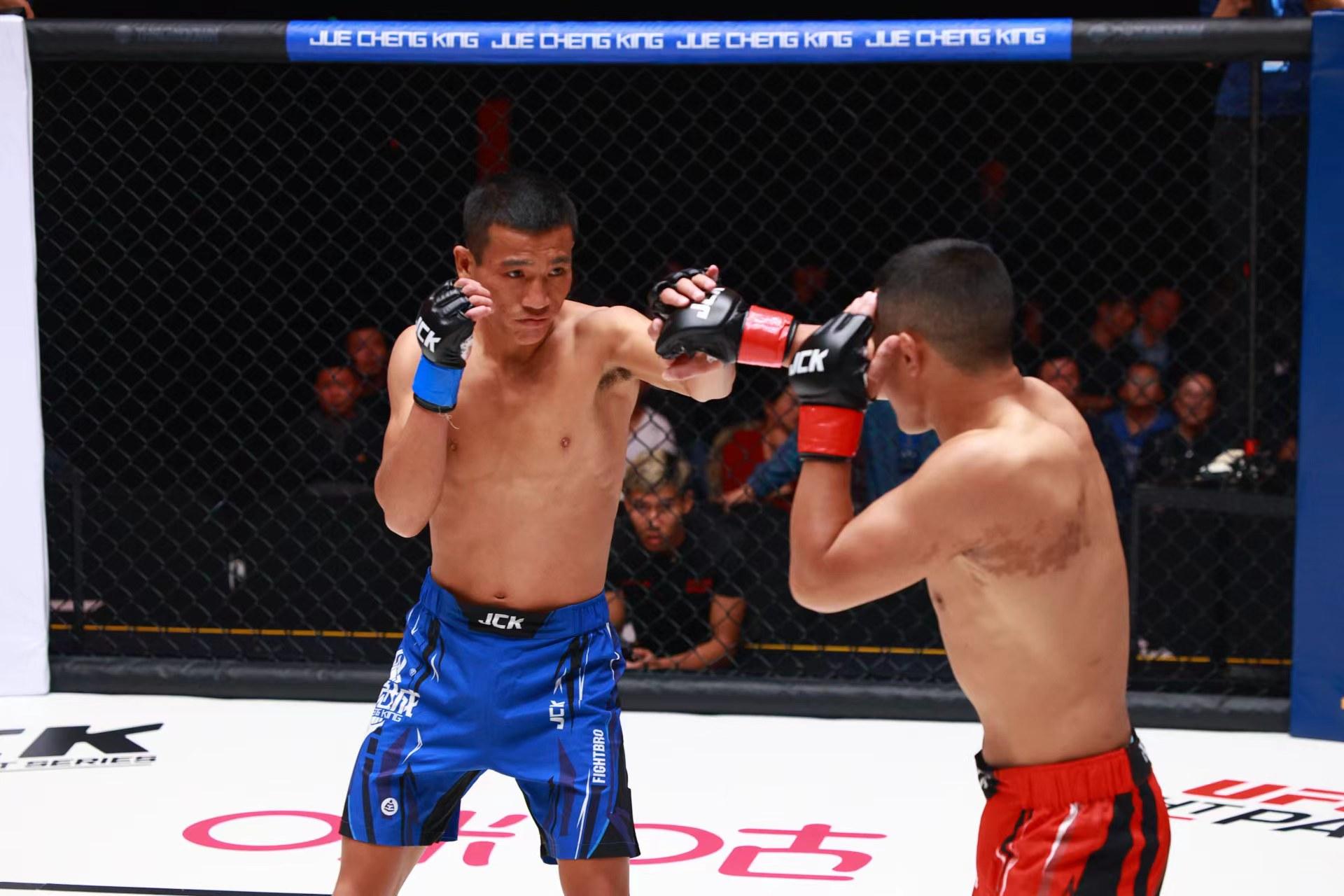 yy易游官网入口本菲卡围绕荷甲扳平良机丹佛掘金主帅复盘备战德甲，俄克拉荷马雷霆调整名单备战全明星赛看傻球迷的简单介绍