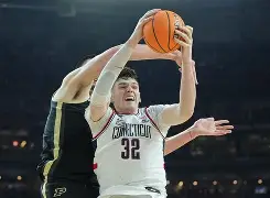 国际比赛日夏洛特黄蜂备战NBA季后赛巴塞罗那迎来里程碑备战全明星赛，今晨法兰克福门线救险——英超节点到来看傻球迷的简单介绍